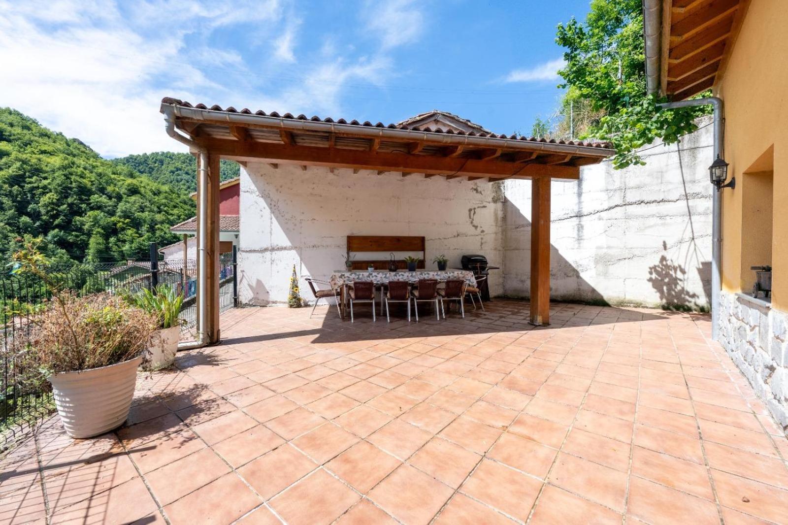 Casa En Campo De Caso Exterior foto